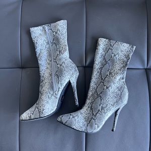 Snake Print Pointed Toe Booties
